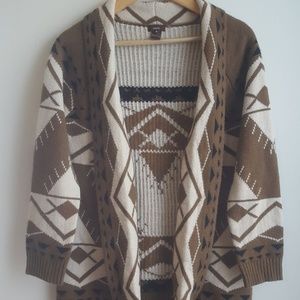 Escio Tribal Cardigan